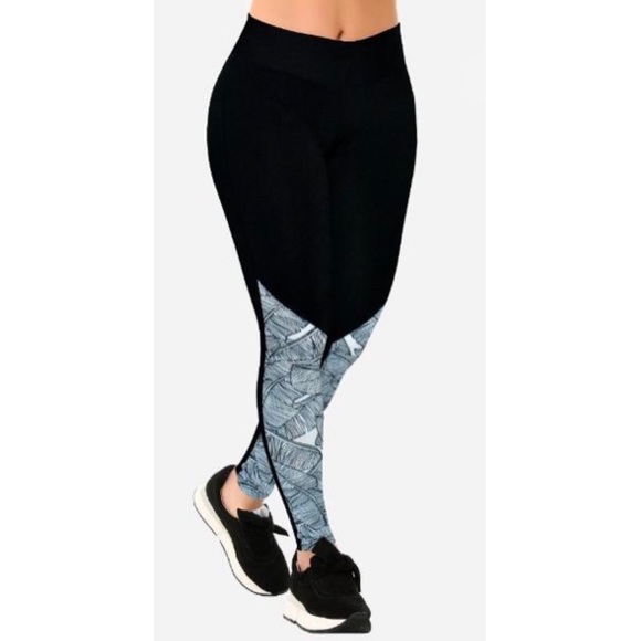 SALE🔥High Rise Sport Leggings With Wide Waistband - Picture 1 of 2